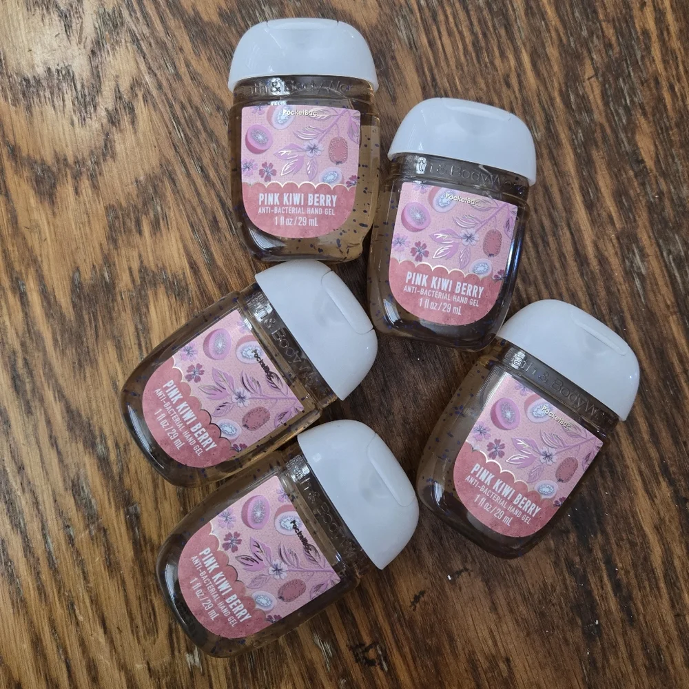 🍨🤲NWT‼️Bath & Body Works Ice Cream Cone Holder w/ Hand Sanitzers